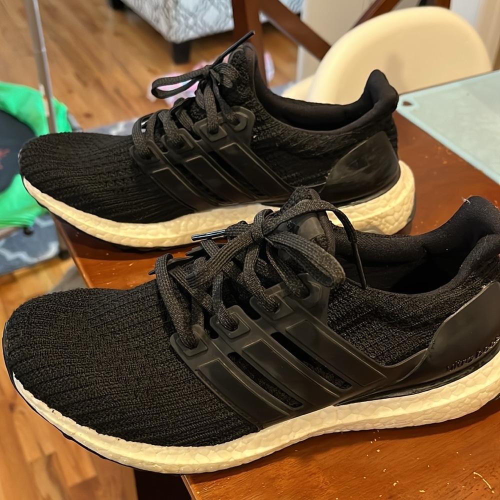 Women’s ultra boost size 7